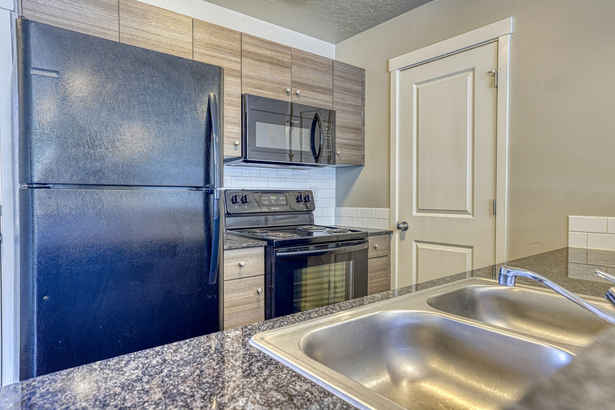 View Photos Ridgecrest Commons