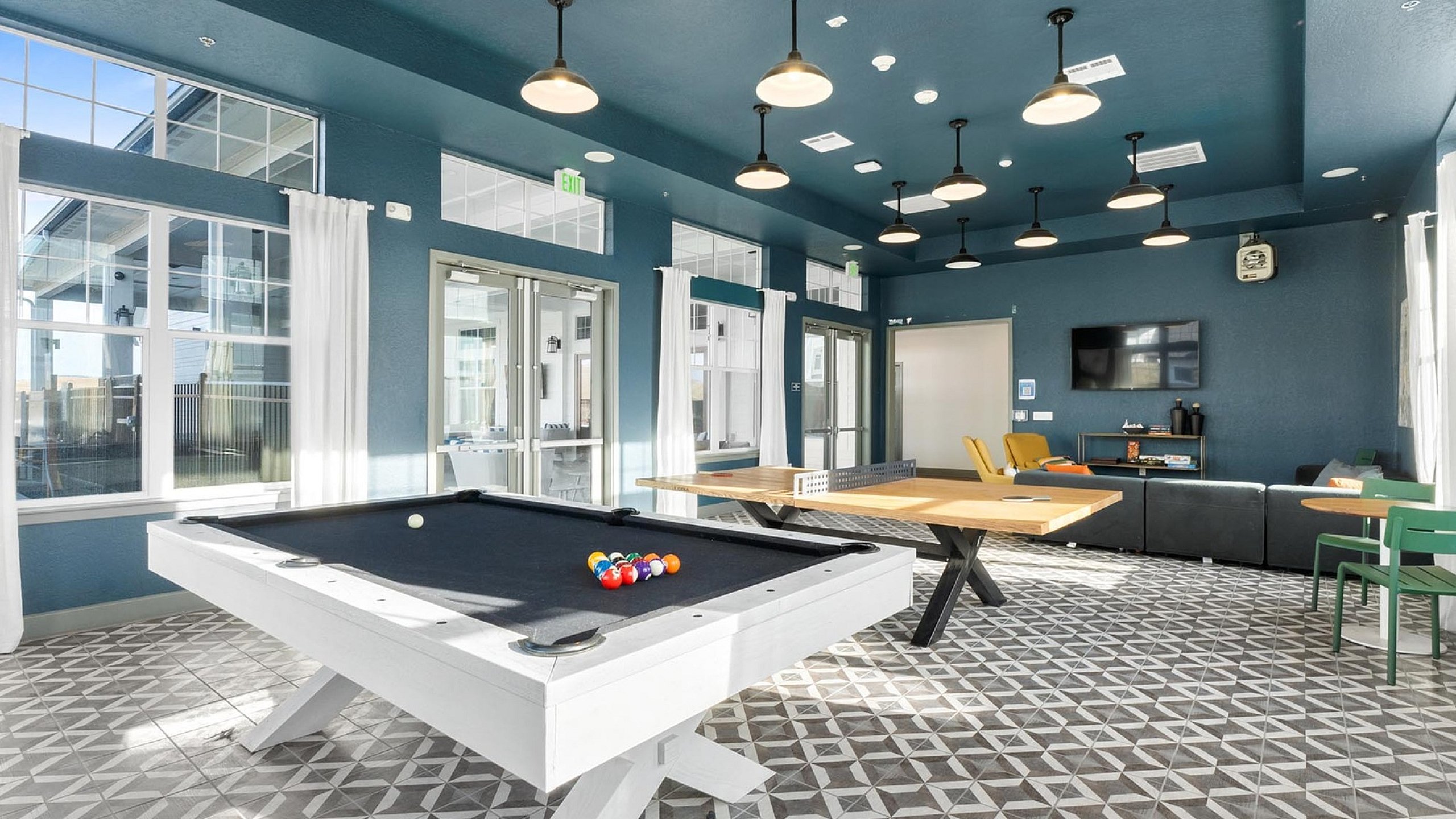 Aspen Lounge