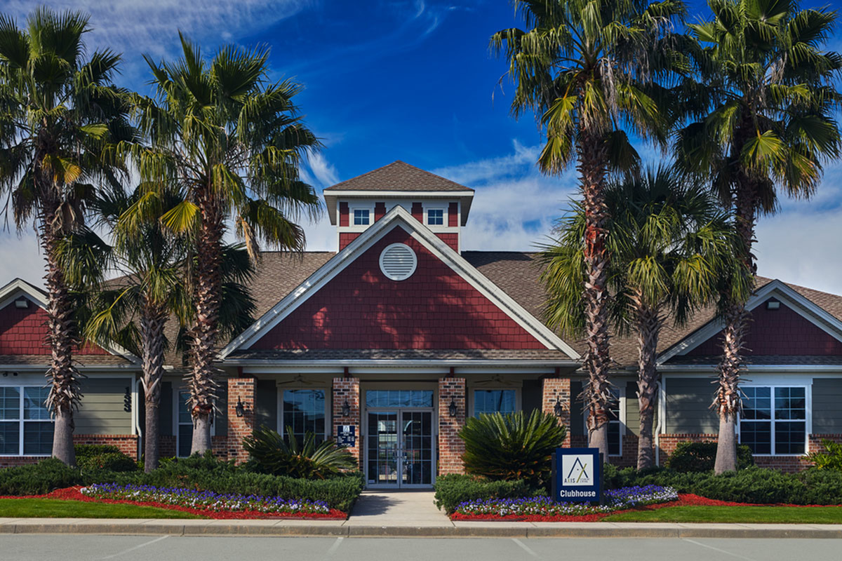 Axis Student Living - Statesboro 0