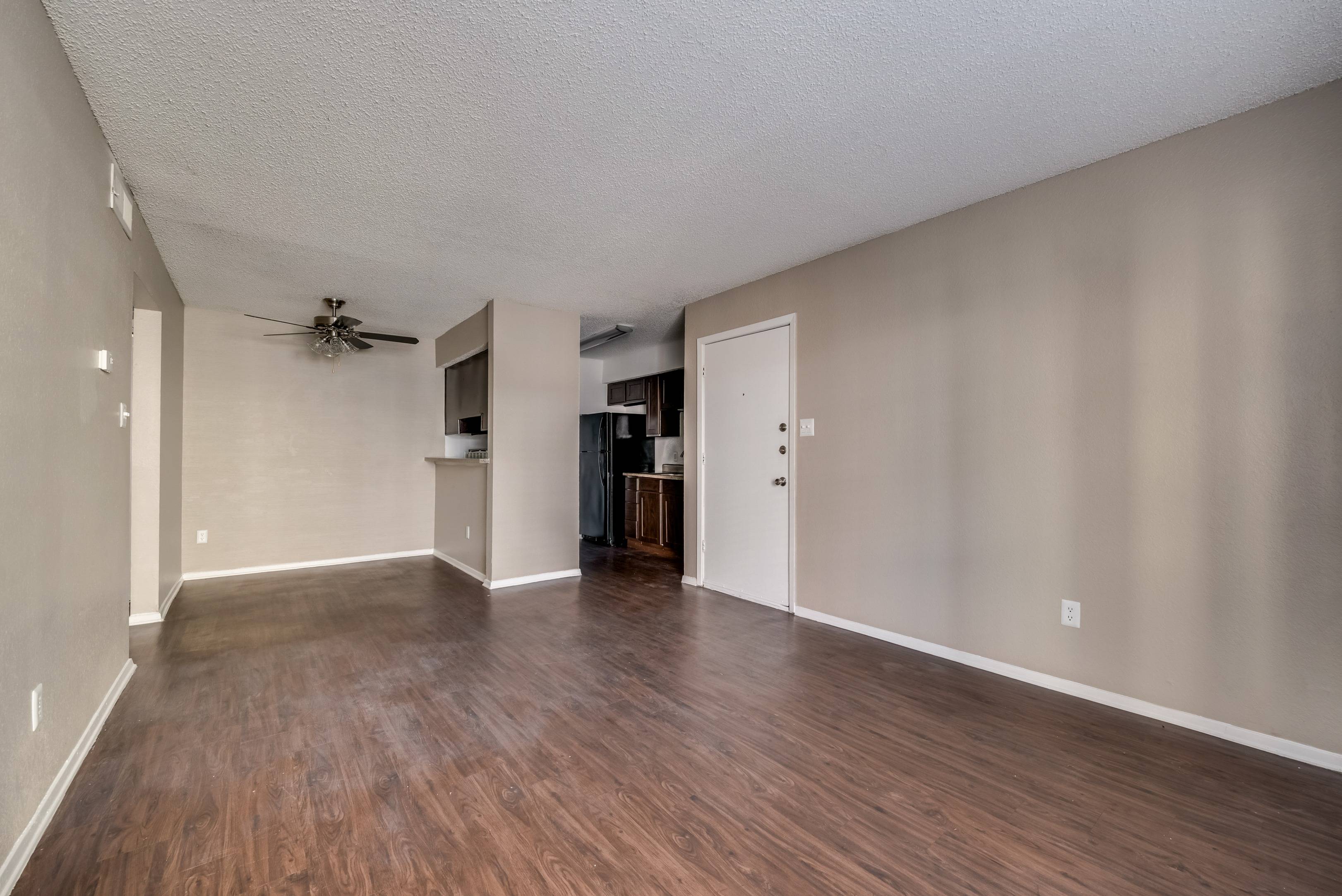 View Photos The Chase Apartments