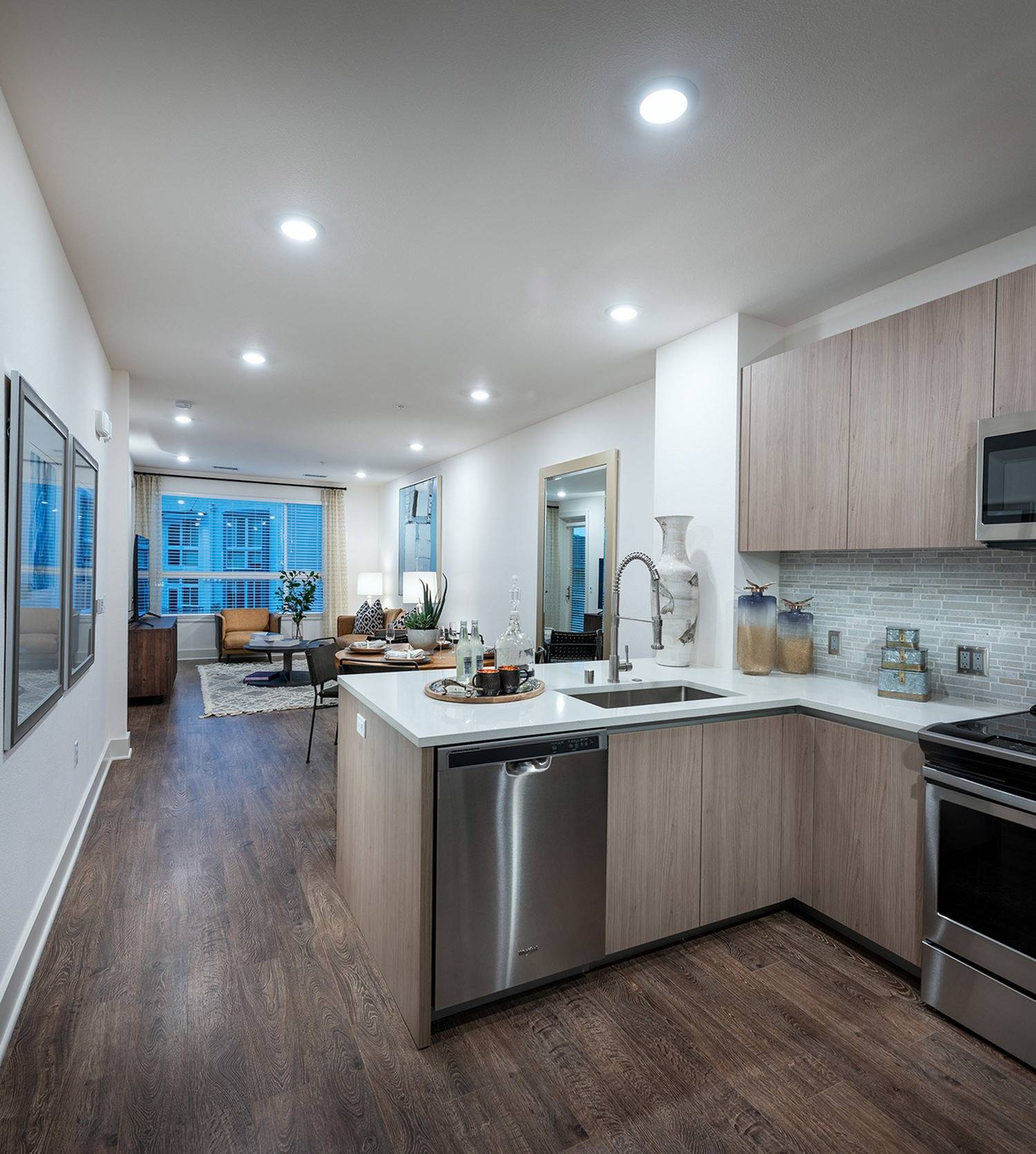 Luxury Apartments in Denver Photos Hanover Evans Station