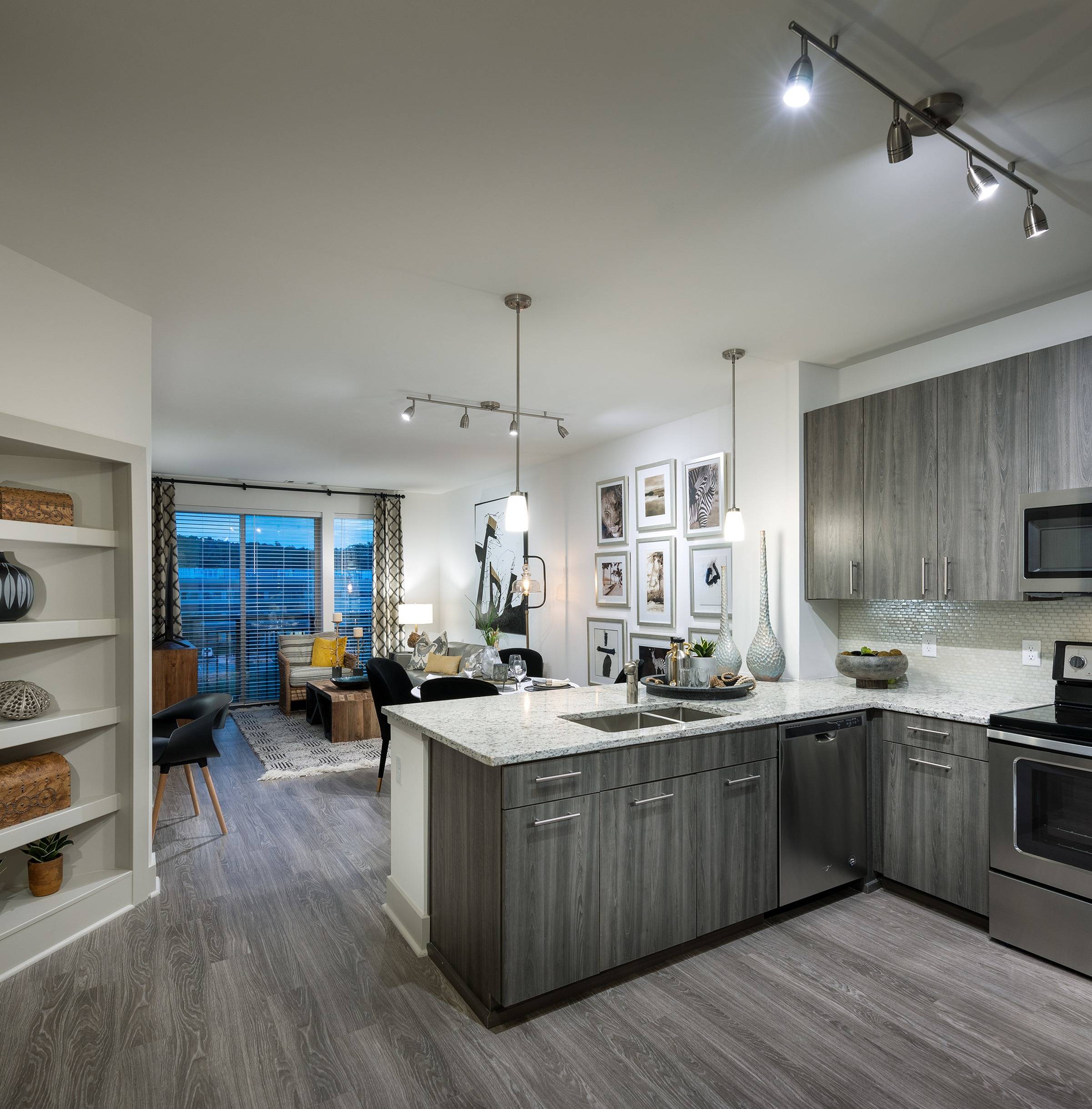 View Photos Hanover Colony Place