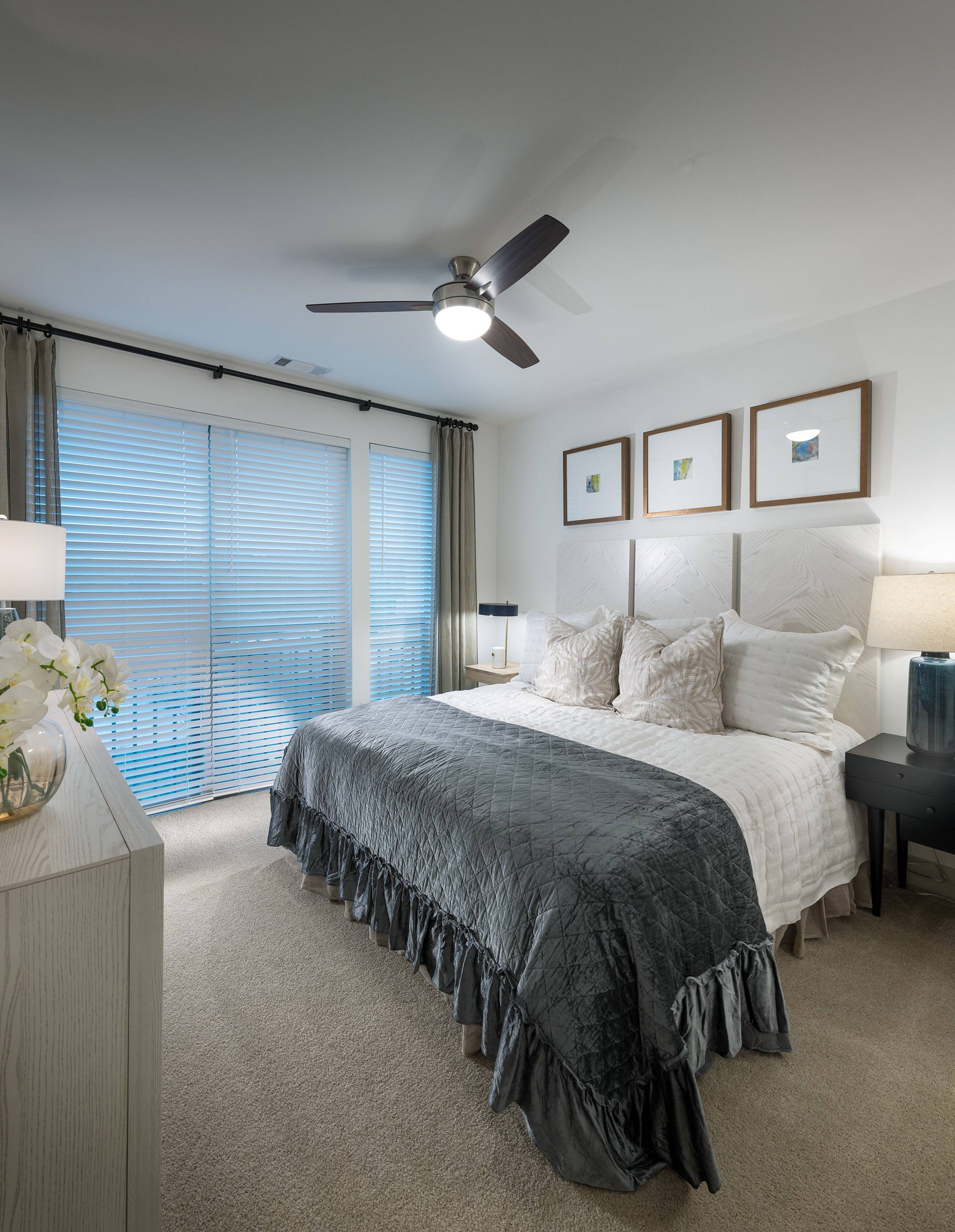 View Photos Hanover Colony Place