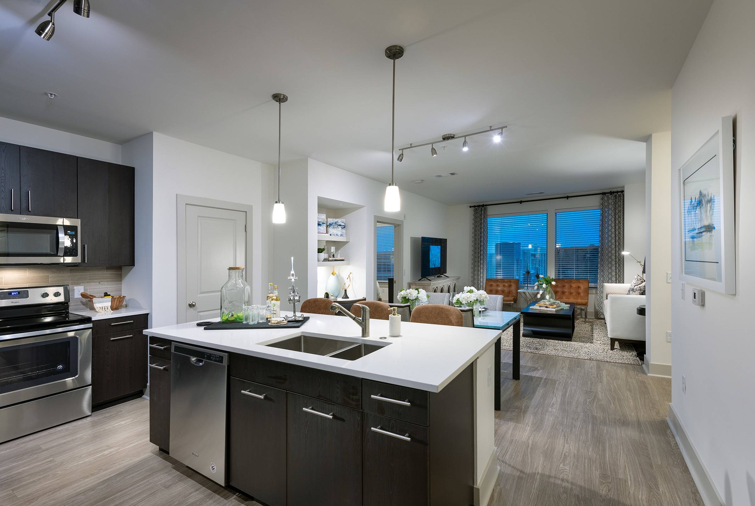 View Photos Hanover Colony Place