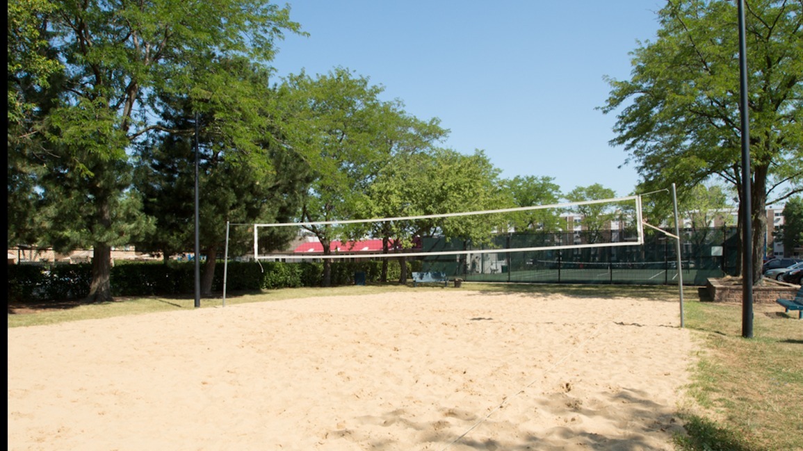 View Photos Glen Oaks Commons