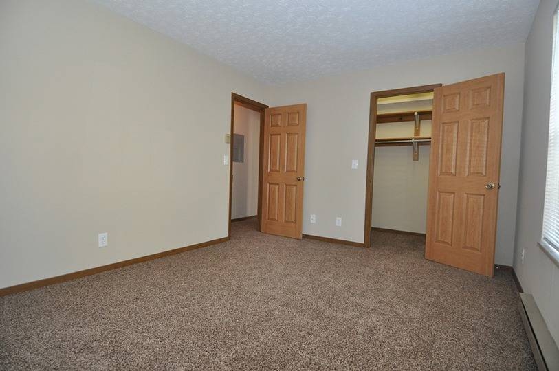 Community Photos ReNew 3902 Apartment Homes for Rent in Cincinnati OH