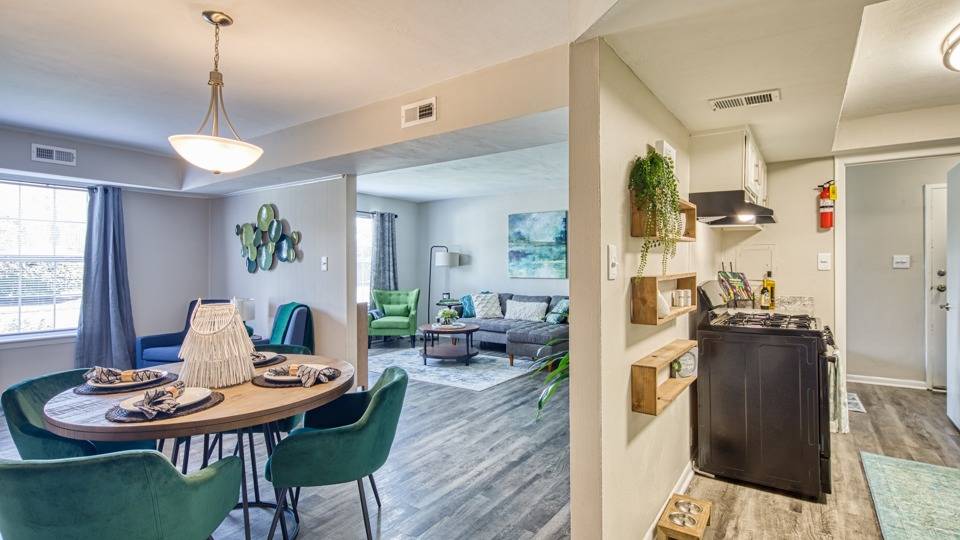 Community Photos ReNew Virginia Beach Apartment Homes for Rent in