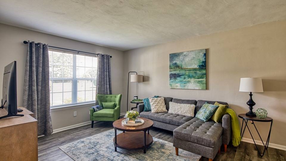 Community Photos ReNew Virginia Beach Apartment Homes for Rent in