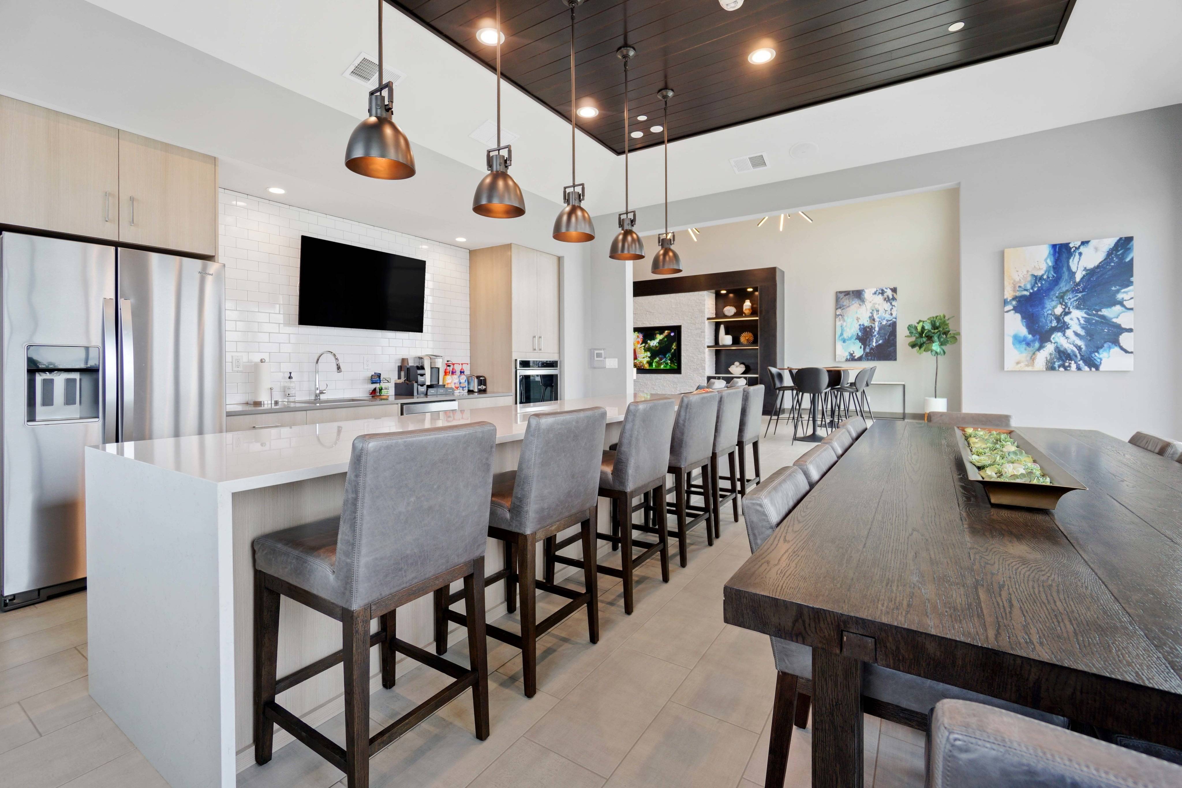 Photo & Virtual Tour Apartments in Mount Pleasant, Wisconsin