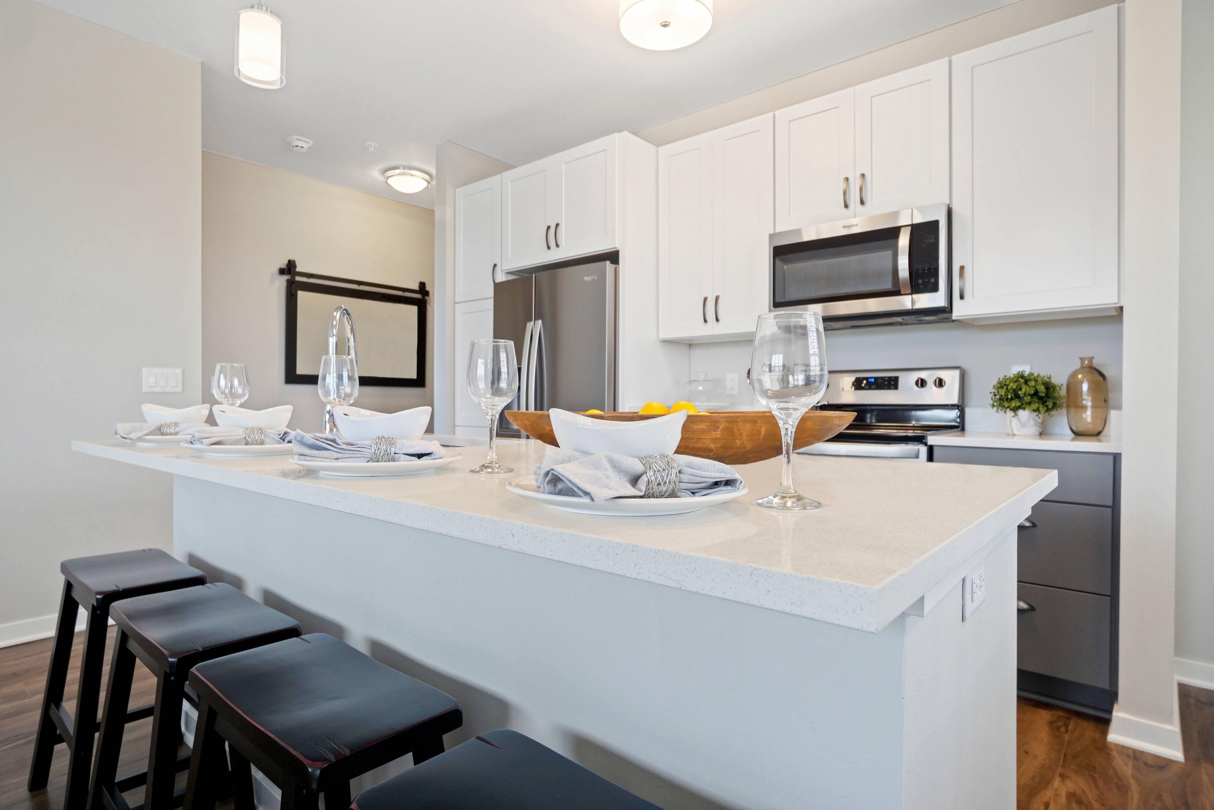 Photo & Virtual Tour Apartments in Plainfield, Illinois