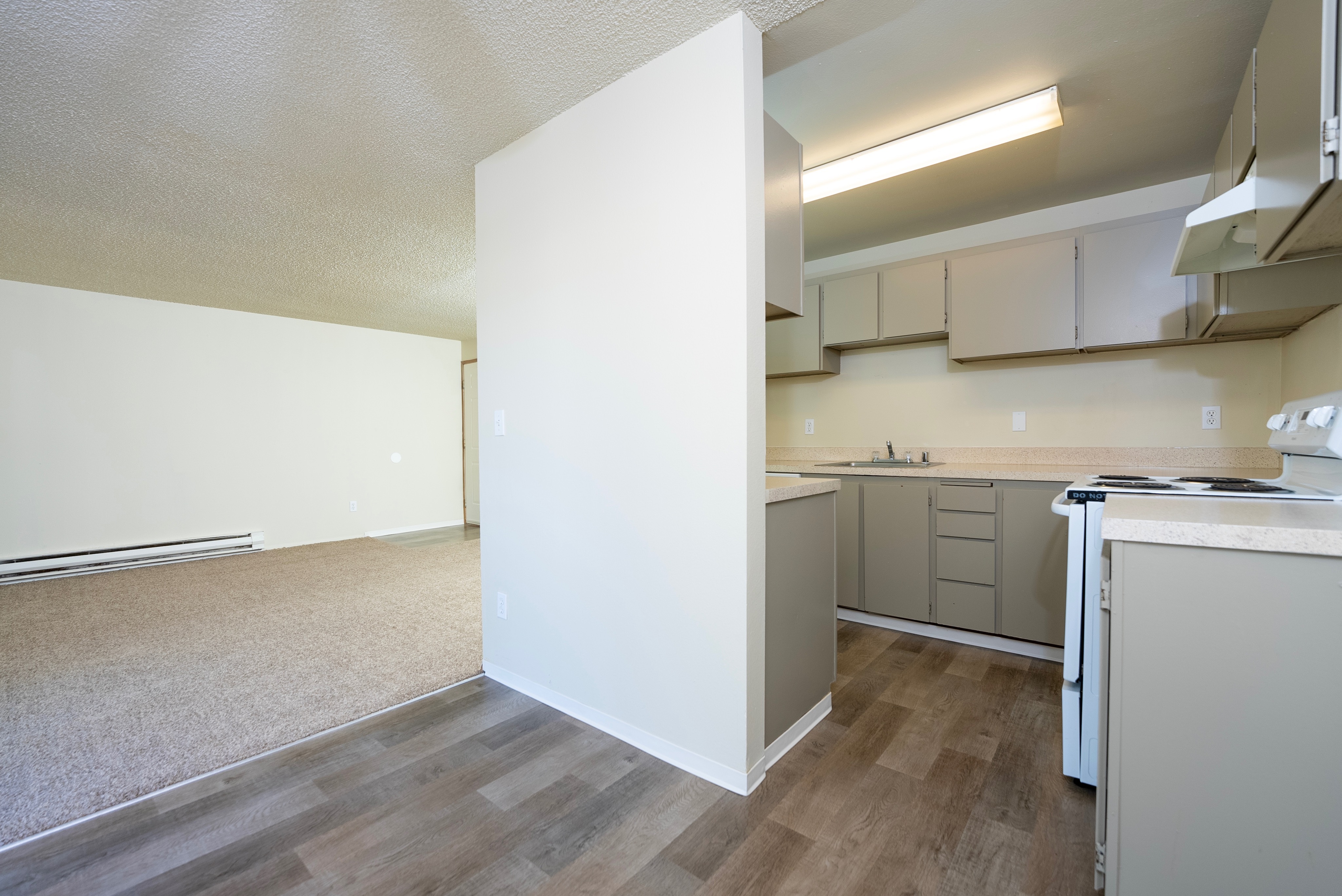 View Photos & Take A Virtual Tour Steele Manor Apartments