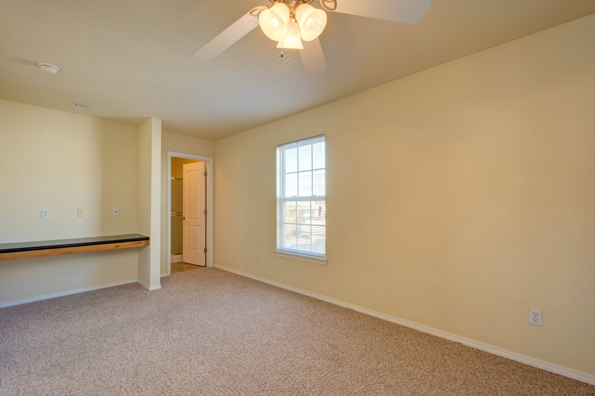 View Photos Cambridge Park Apartments