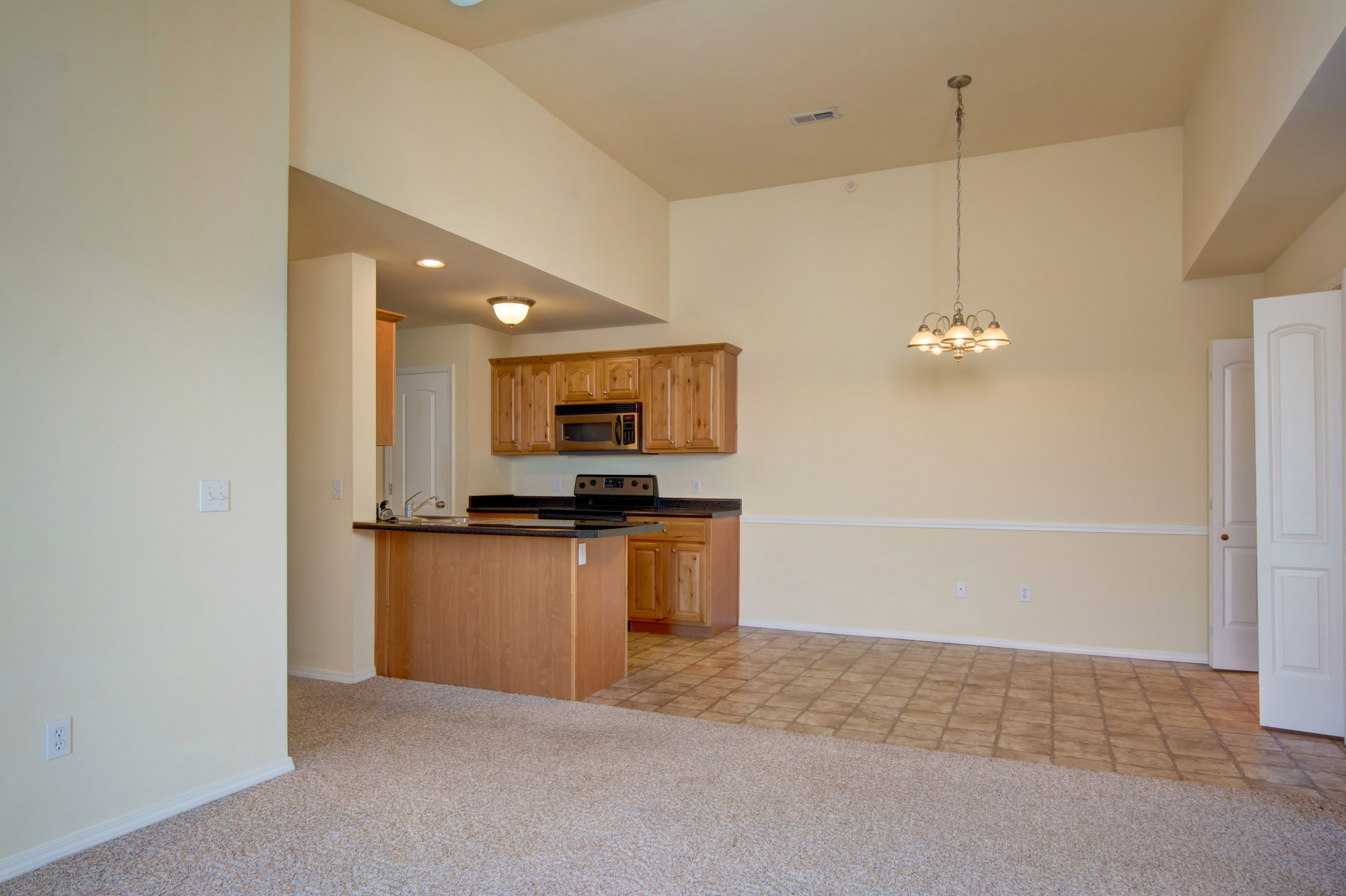 View Photos Cambridge Park Apartments