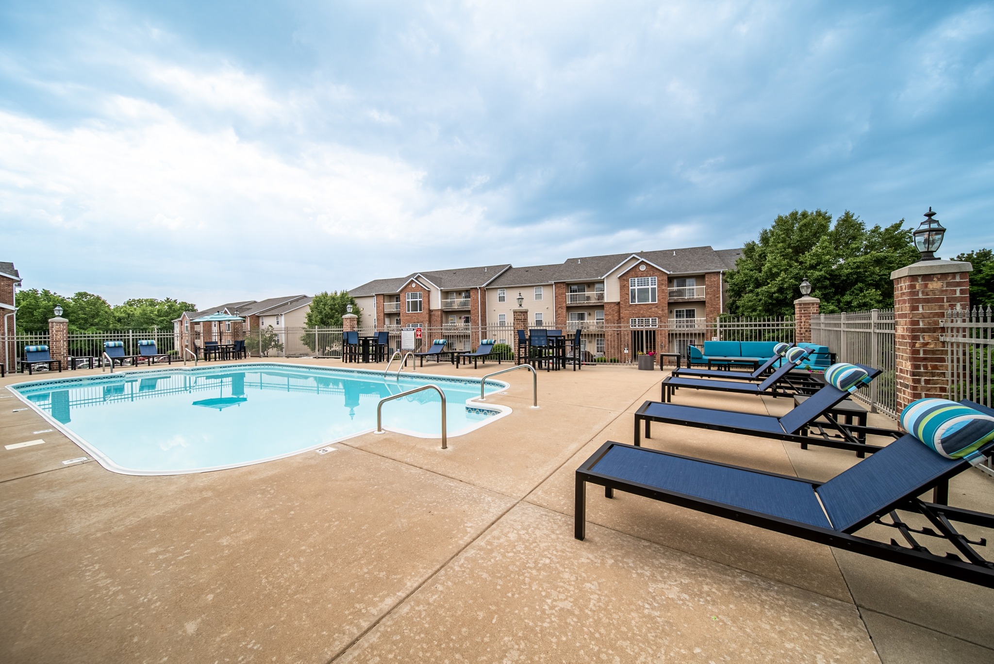 View Photos Watermill Park Apartments