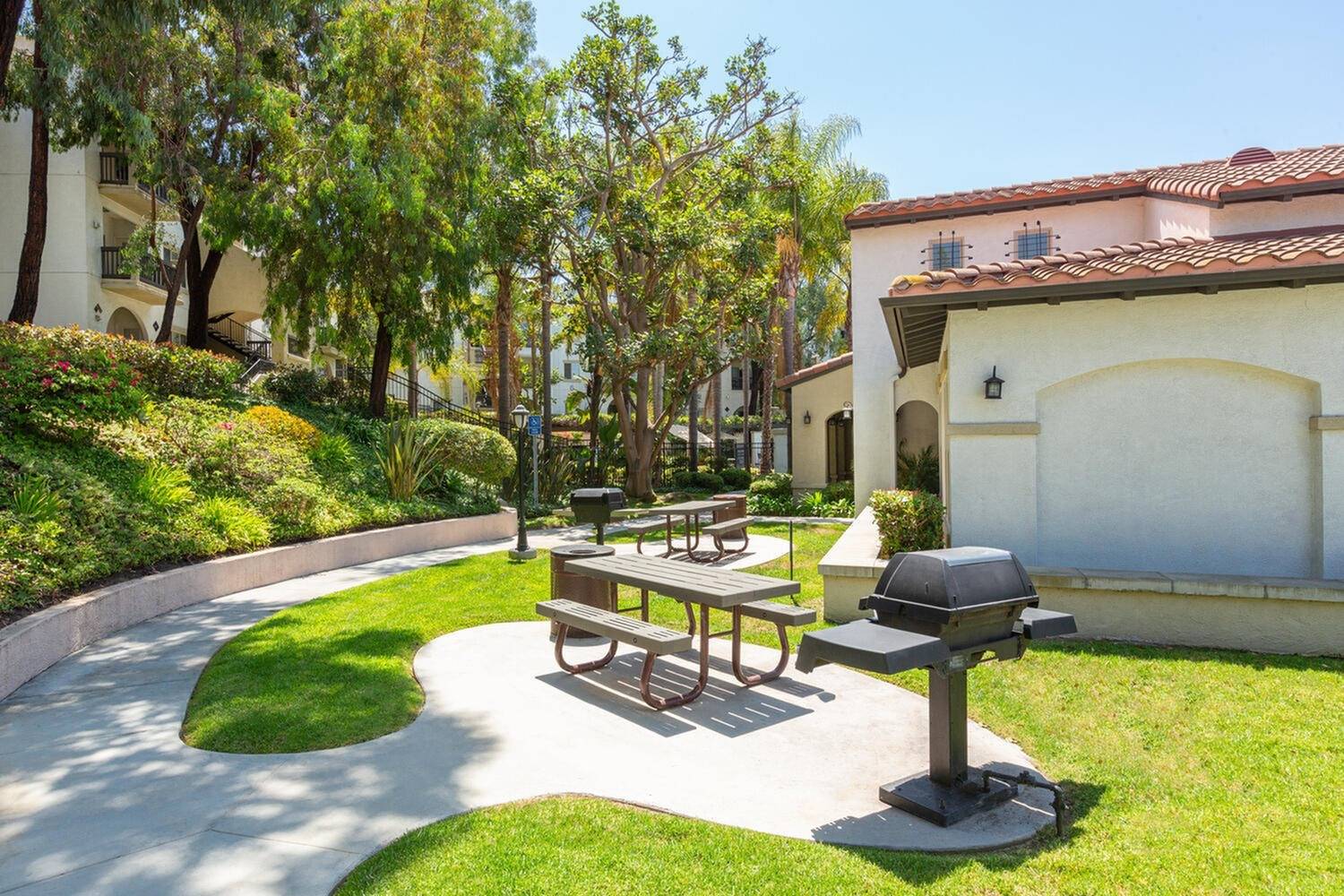 Apartments in Chula Vista Elan Sevilla