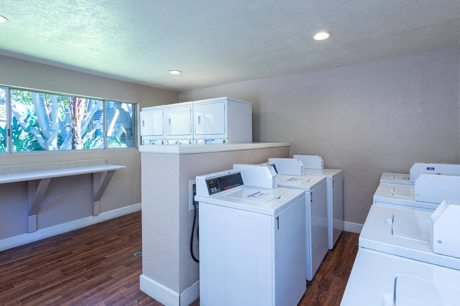 Apartment Homes for Rent in La Mesa, CA Elan Avante Apartments