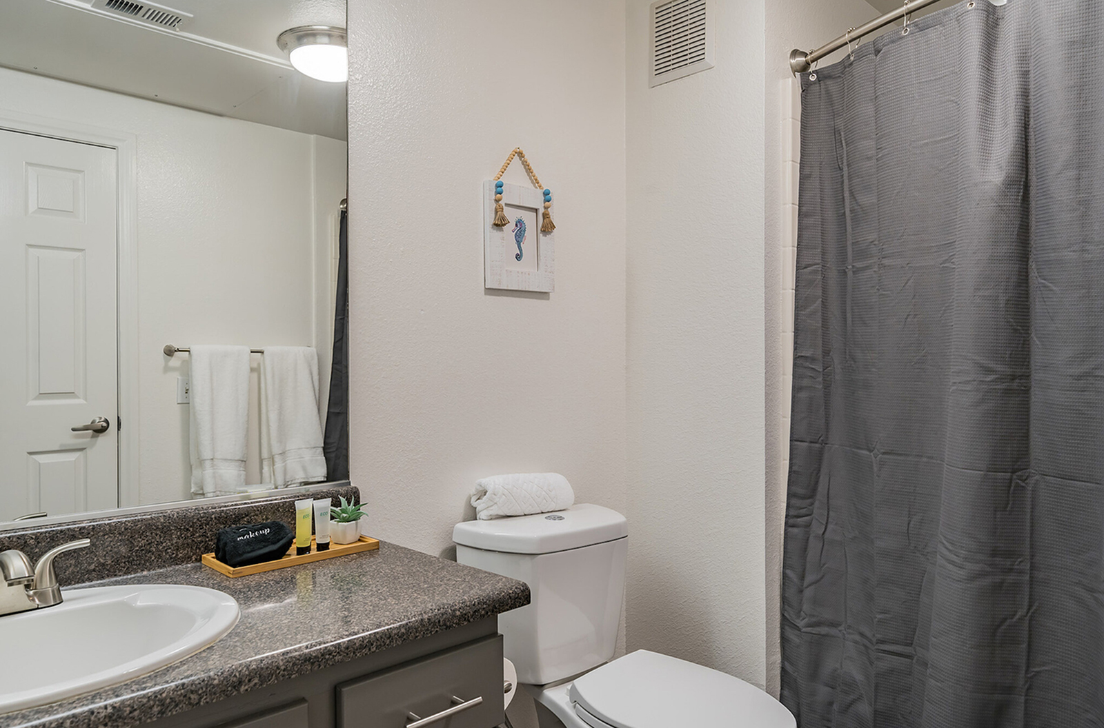 Aspire II1X1 Furnished Suite 1 Bed Apartment Elan Oceano