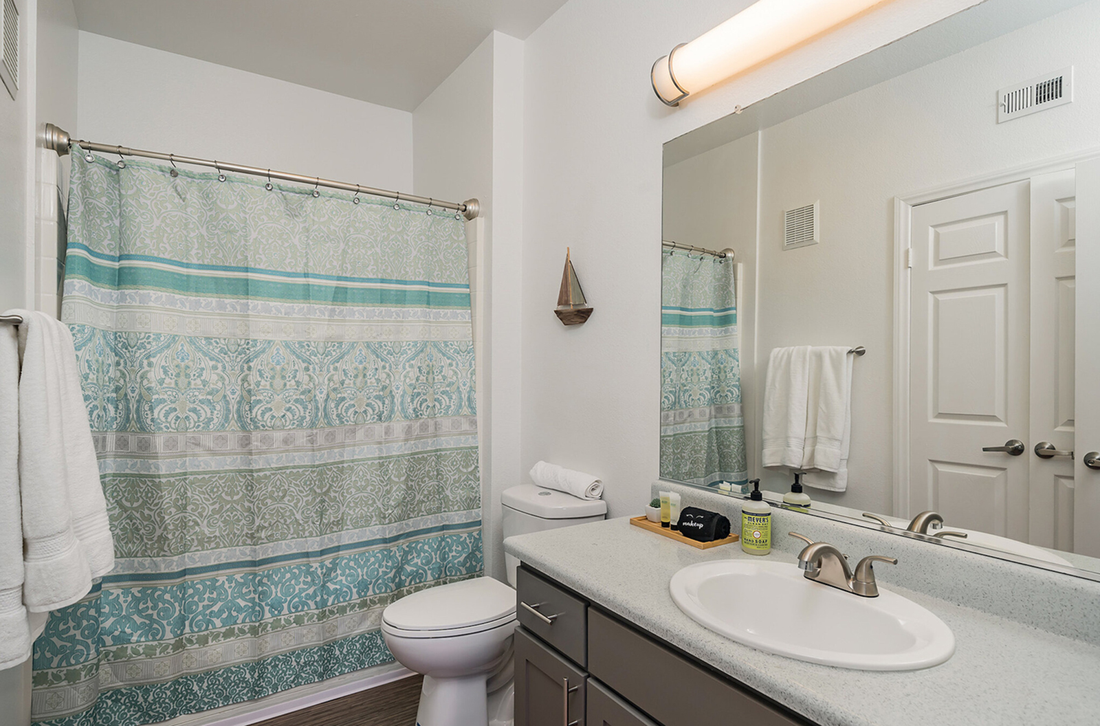 Allure2X2 Furnished Suite 2 Bed Apartment Elan Oceano