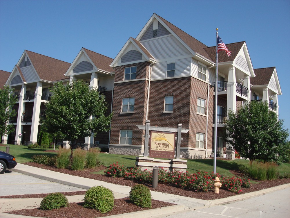 1 2 Bed Apartments Check Availability Berkshire at Sunset