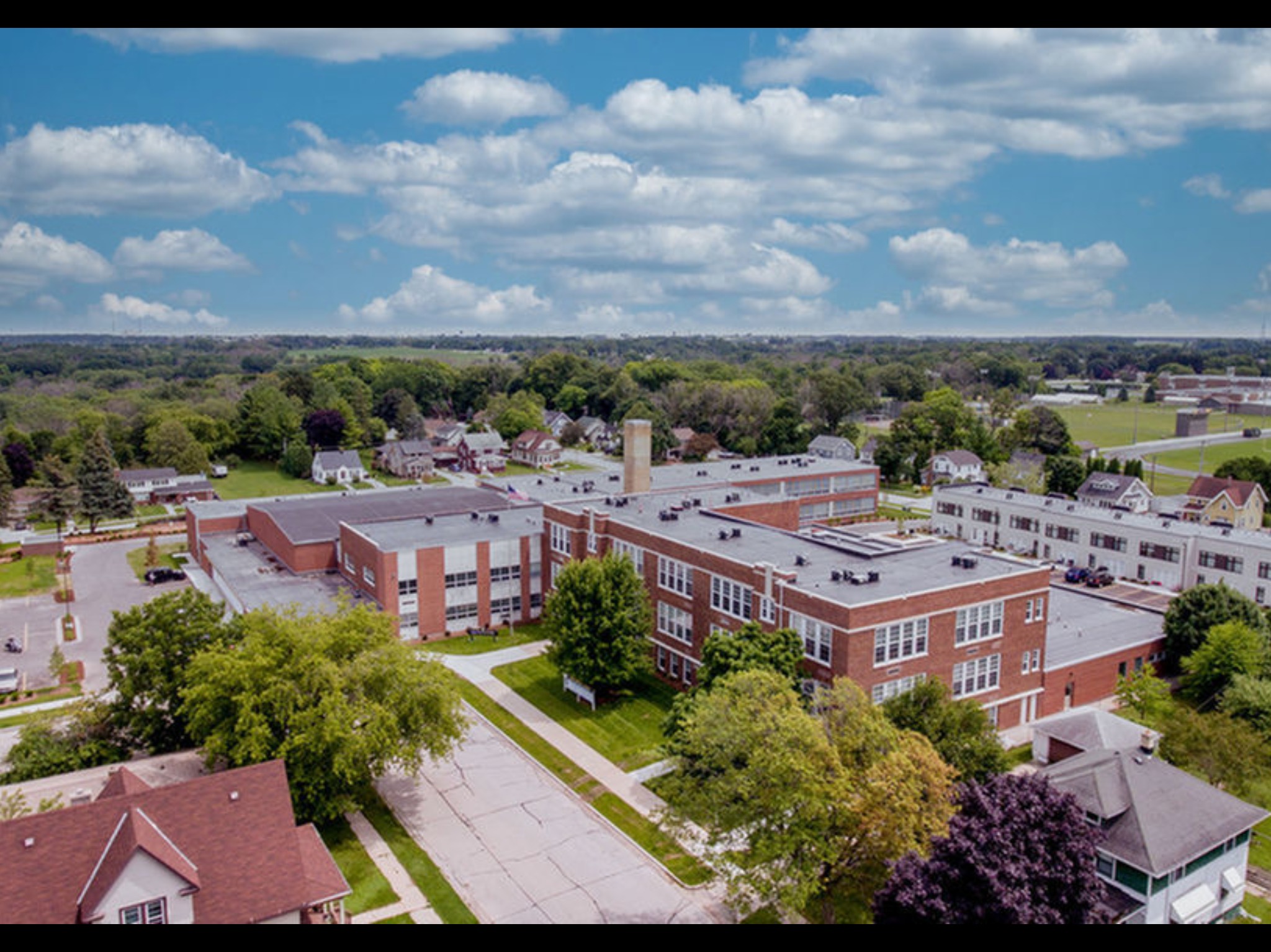 1 3 Bed Apartments Check Availability Berkshire Sheboygan Falls