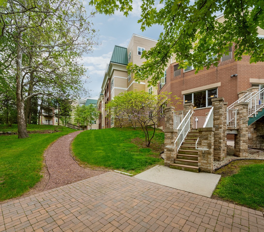 1 2 Bed Apartments Check Availability Sacred Heart at Monastery Lake