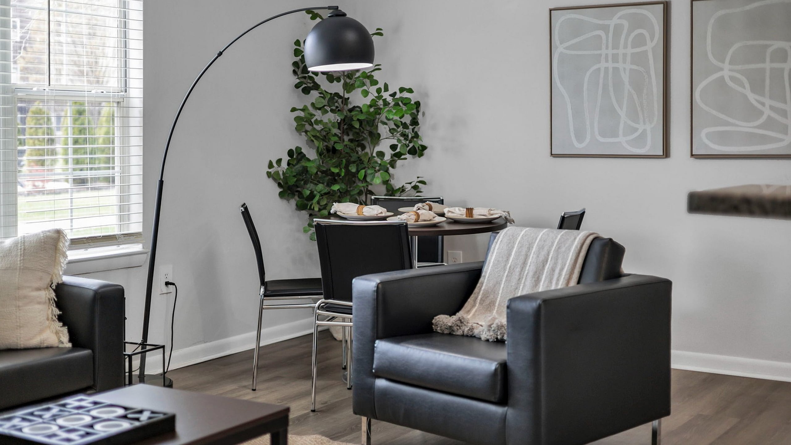 Onyx Apartments | Urbana, IL