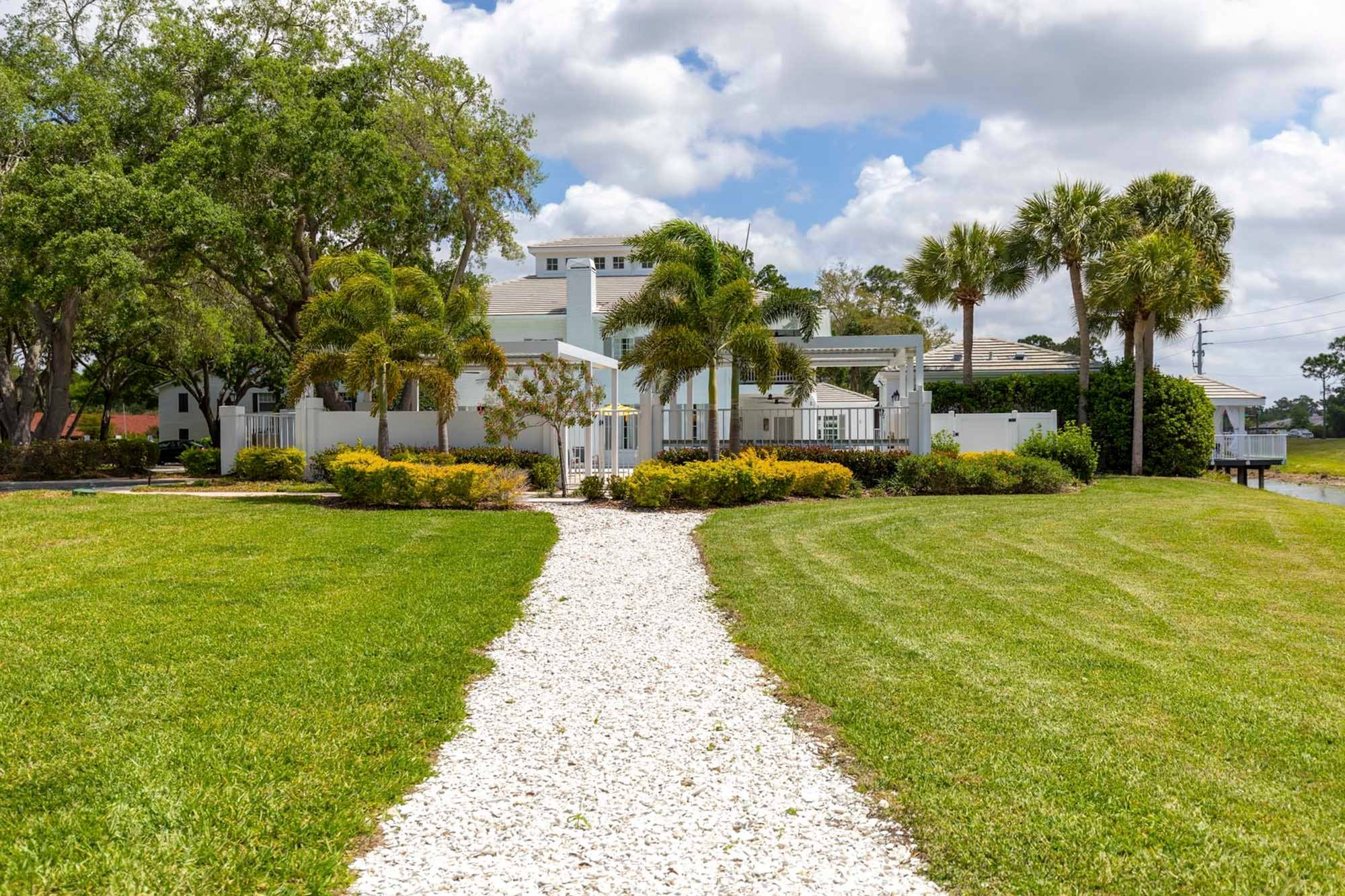 Sarasota, FL Apartments Tradition at Palm Aire Gallery