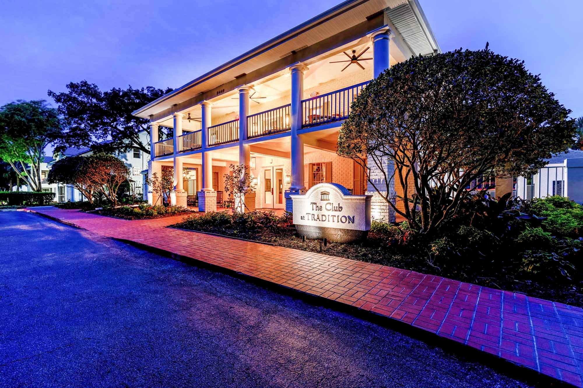 Sarasota, FL Apartments Tradition at Palm Aire Gallery