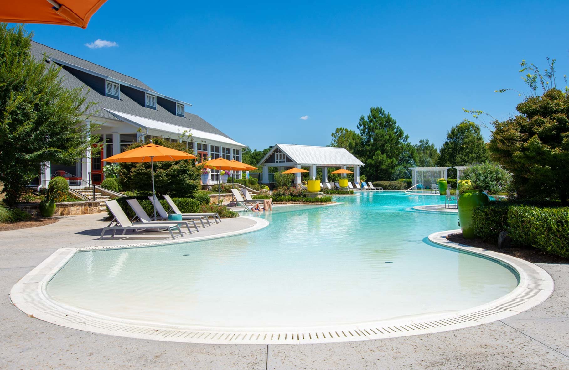 View Photos Lullwater Apartments