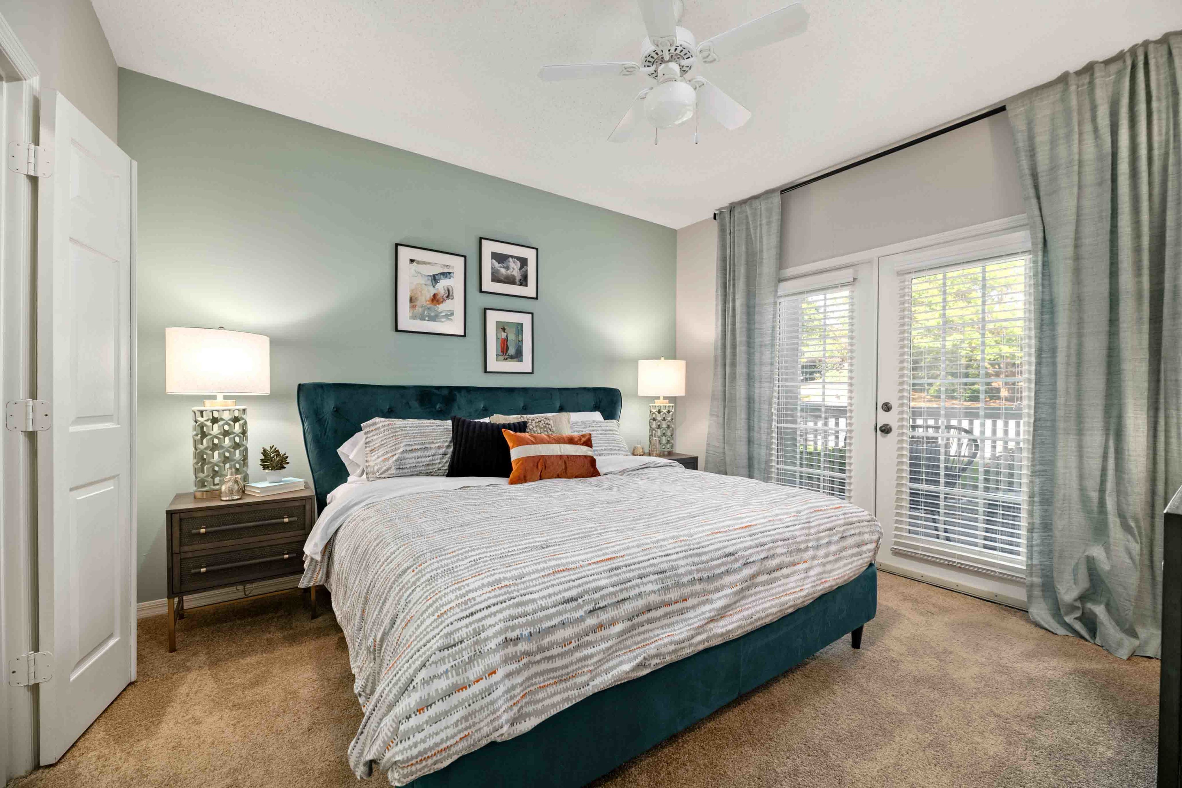 View Photos Lullwater Apartments