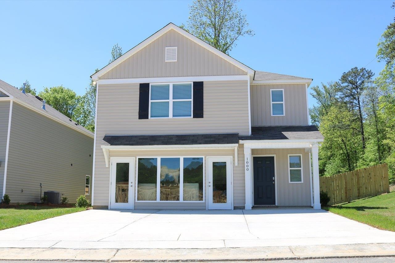 View Photos Oak Tree Homes for Rent